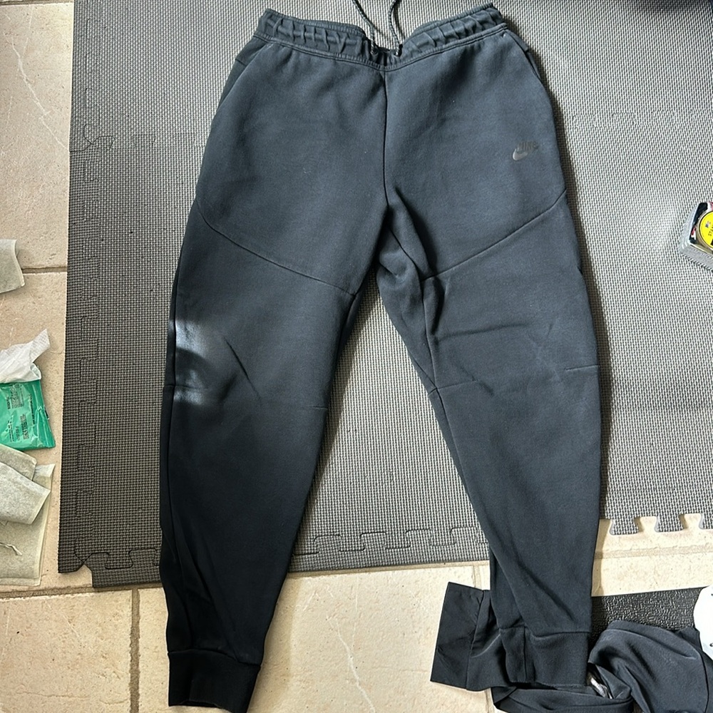 Nike men joggers pants size L